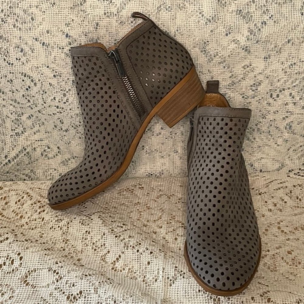 SHOE SALE: Lucky Brand Short cowboy boot in gray suede. Size 6.5. 1.5" heel.